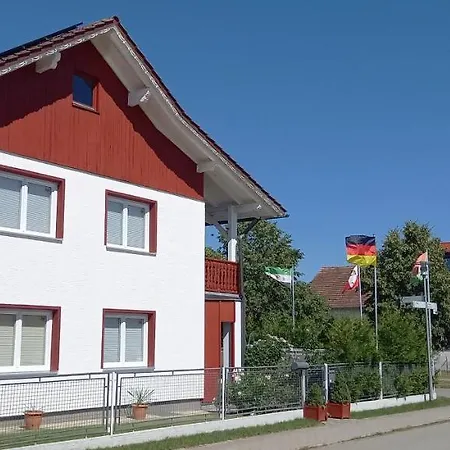 招待所 Gaestehaus Grenzenlos